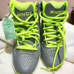 NWT-ANDI UNISEX GRAY N YELLOW GREEN SNEAKERS
